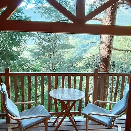 Les Des Pins Sylvestres Lodge
